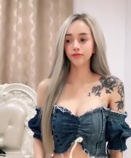 violetgood666 naked model images