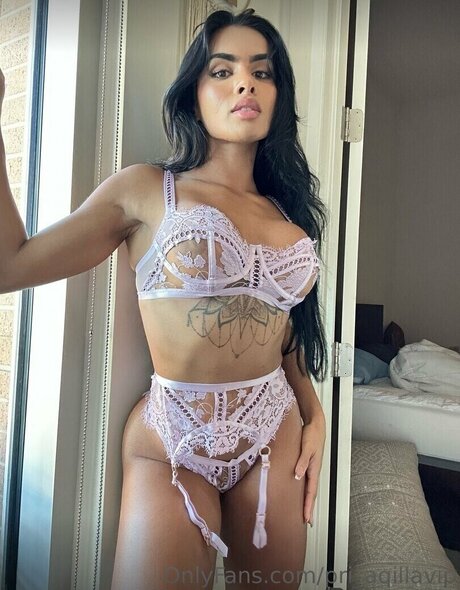 Priscilla Aqilla perfect actress photo