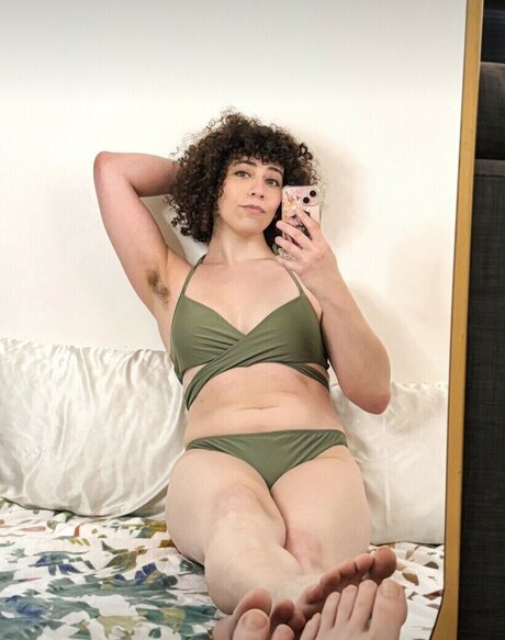 Julia Kaye hot pornstar photos