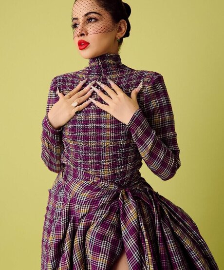 Urfi Javed best star pics