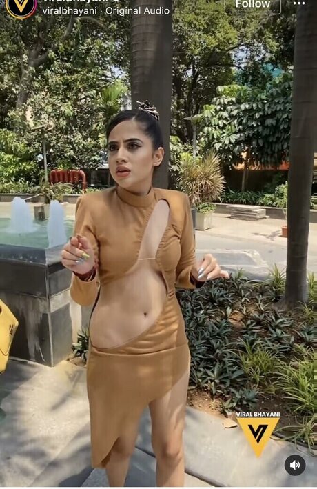 Urfi Javed nice star img