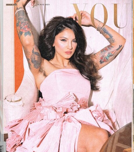 Julia Michaels pornstar pretty galleries