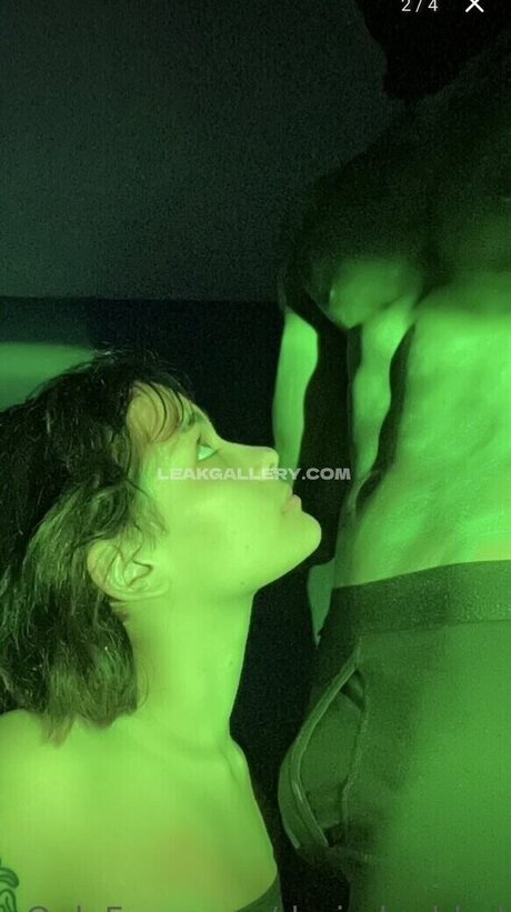 Dariadouble model sexy pictures