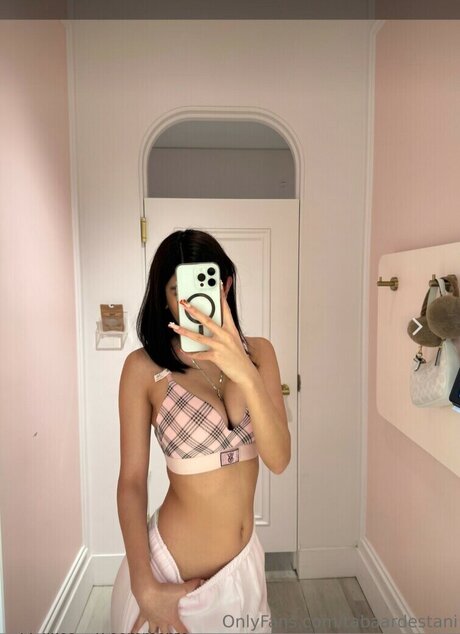 Taba Ardestani star nude photo