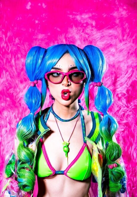 Sophie Powers nice actress galleries