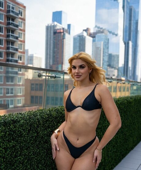 karendrodriguez model naked photos