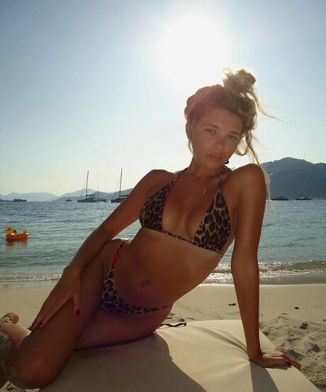 Vasilisa Melnikova naked actress gallery