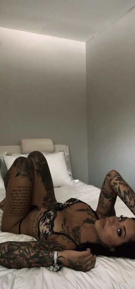 Victoria rae69 sex model archive