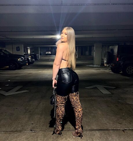 laur fitness xxx star photo