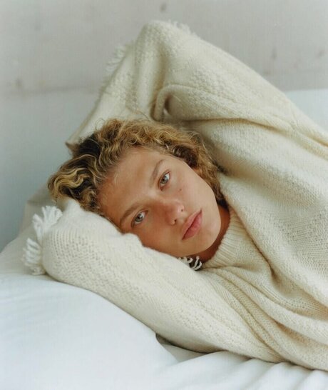 Dorit Revelis pretty actress archive