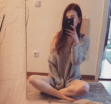 Inzaynia high quality actress pictures