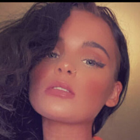 Amy Hewkin model xxx photo