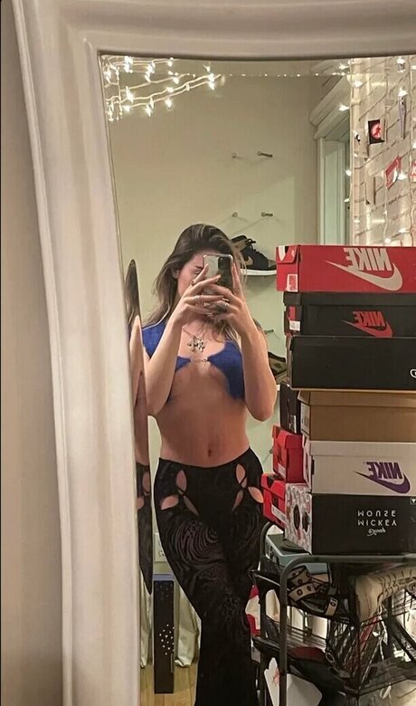 Alessandra Lucia model pretty archive