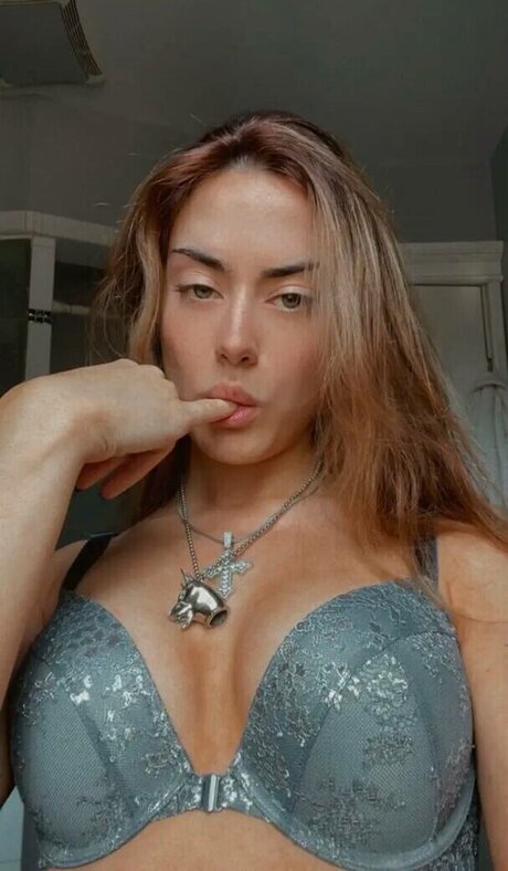 Alessandra Lucia high quality star photo