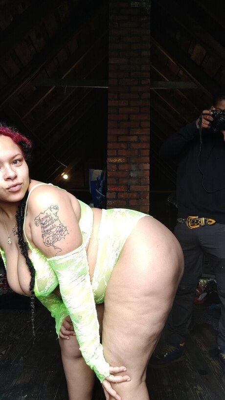 Pretty pussy gyal_ sex model photos