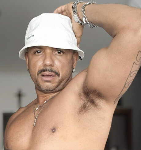 Bento Caminhoneiro nudes star images