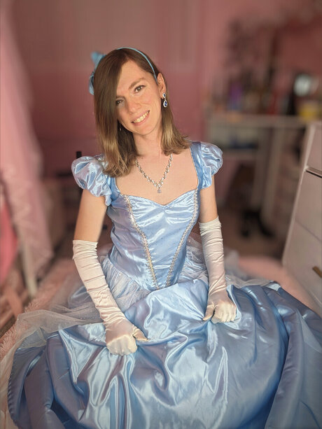 Ally Pancakes hot star pics