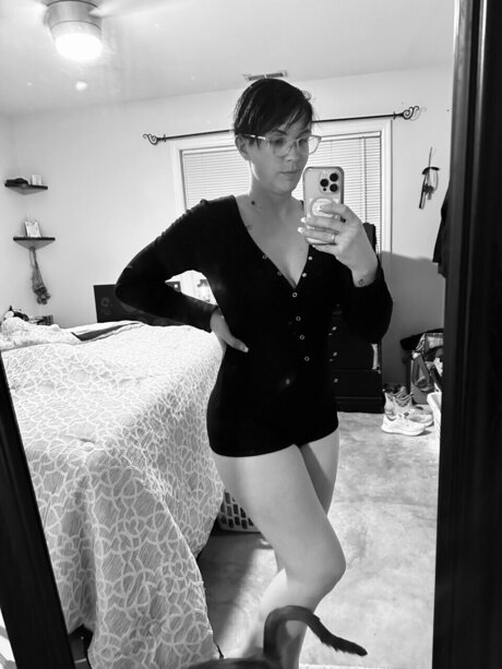 His Hotwife 28 pornstar beautiful pics