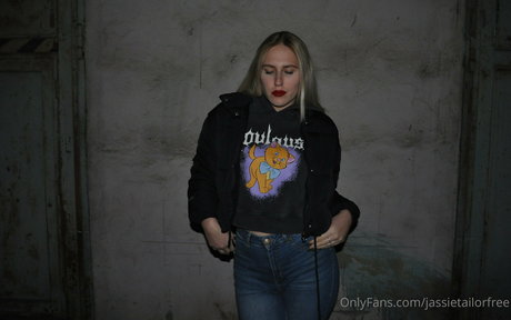 jassietailorfree Profile pic