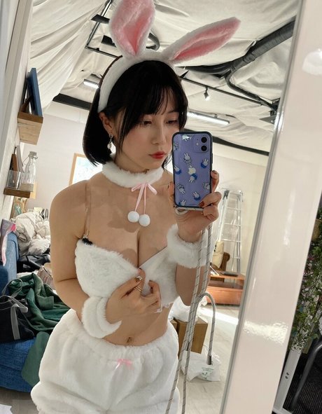 iocos69 nudes actress image