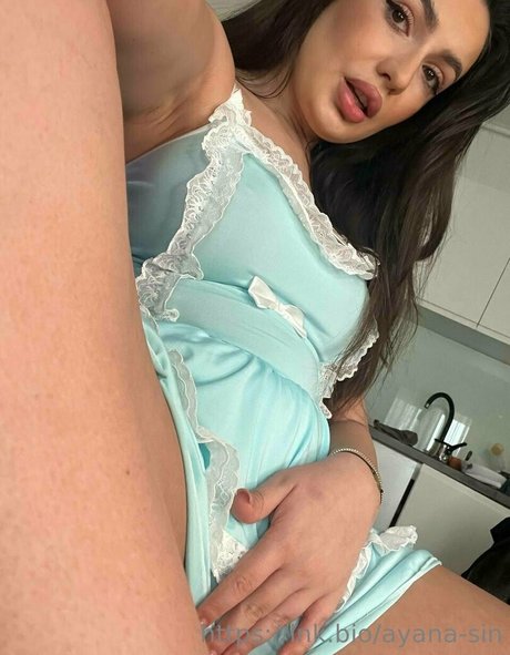 ayanasin top actress pictures