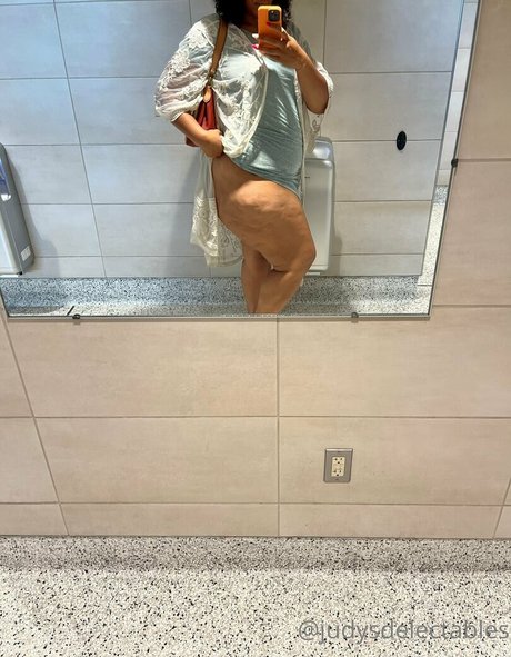 judythegreatfreepage model naked gallery