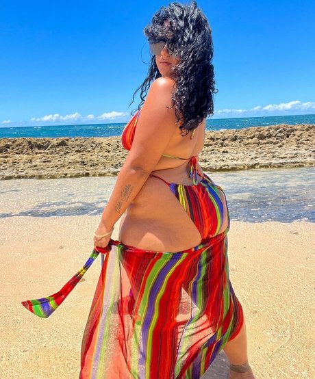 tianatee808 model erotic image