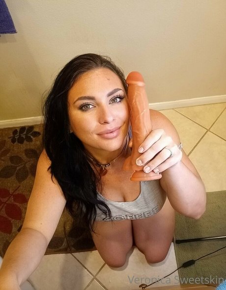 veronicasweetskin exclusive actress photo