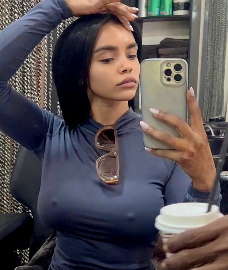 Thurriaa Profile pic