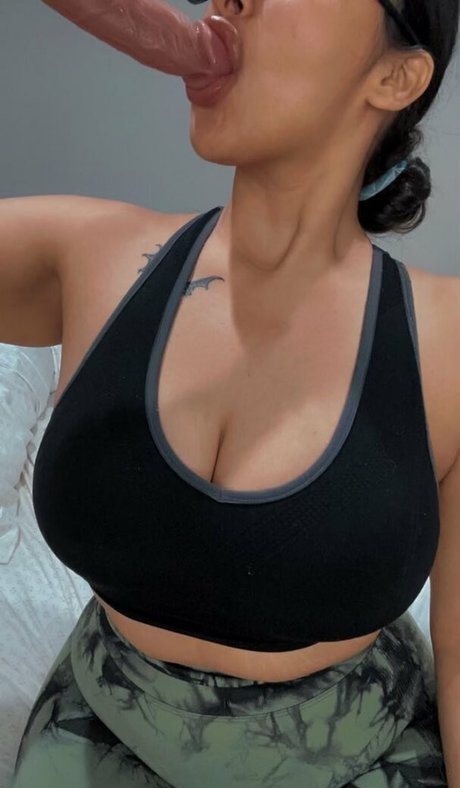 lynettepink pornstar erotic photos