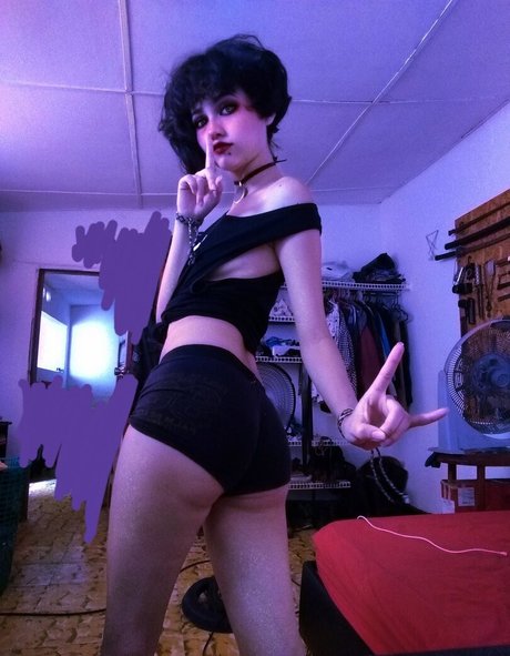 raven vasilescu art actress pictures