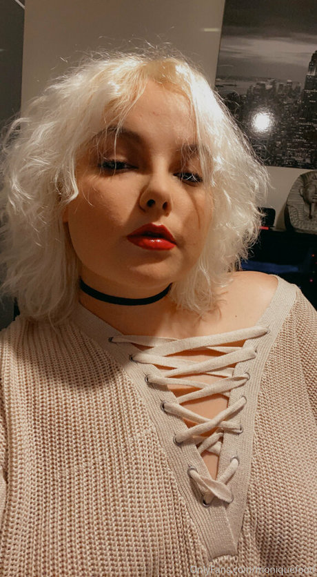 moniiquefox free model photo