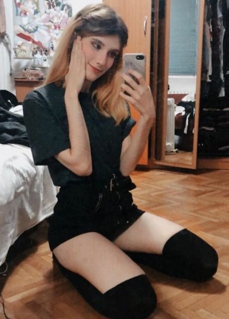 Danna Alquati top star pic