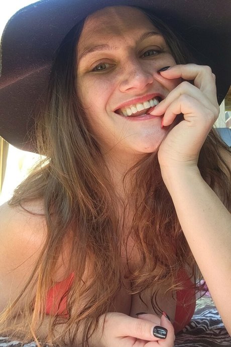 sbeth nude star gallery