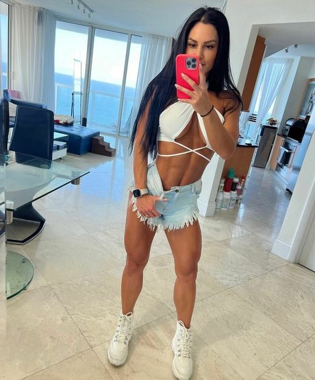 Anita Herbert high quality model image