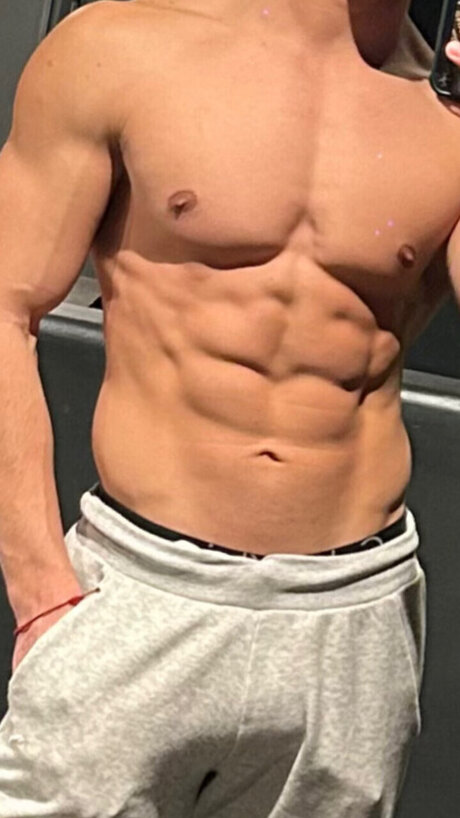 Saint B O_ sex actress pics