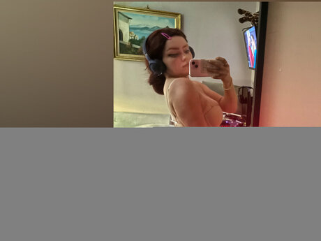 Taya model perfect pictures