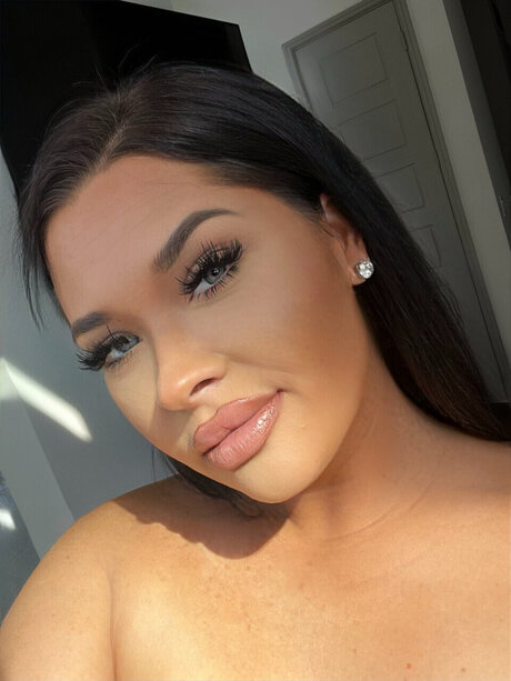 Kaci Jade model beautiful pics