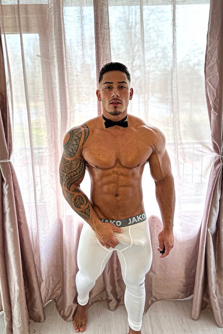 _Daddy Diamond_ model pretty photo