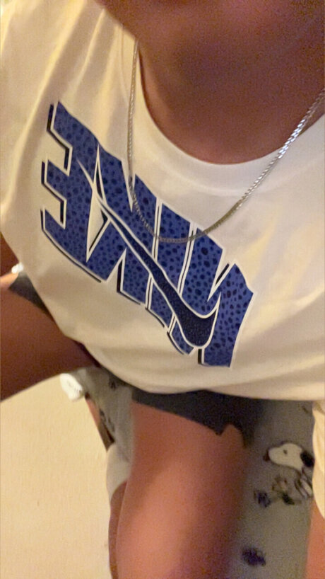 Fratdudecollege pretty pornstar image