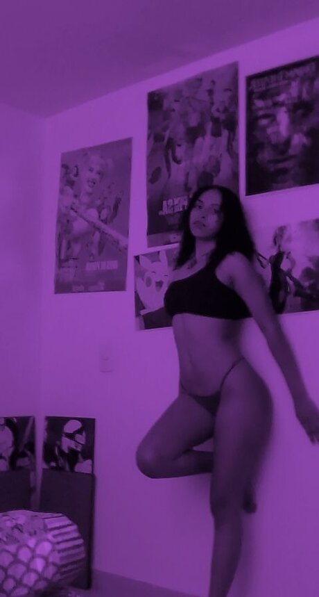 JojoLuv23 adult model pics