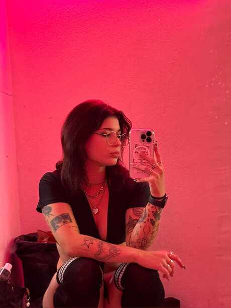 Jules xx pornstar exclusive photos