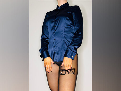 Finja model pretty image