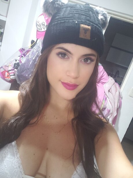 SweettGina hot pornstar pics