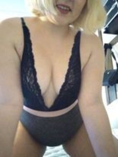 Adaradactyl sexy actress pictures