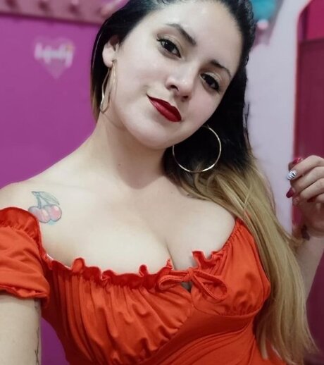 Sol gomez hot actress picture