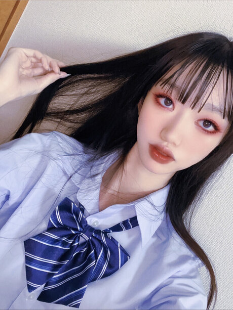 rinapiyo DXLIVE high quality actress photo