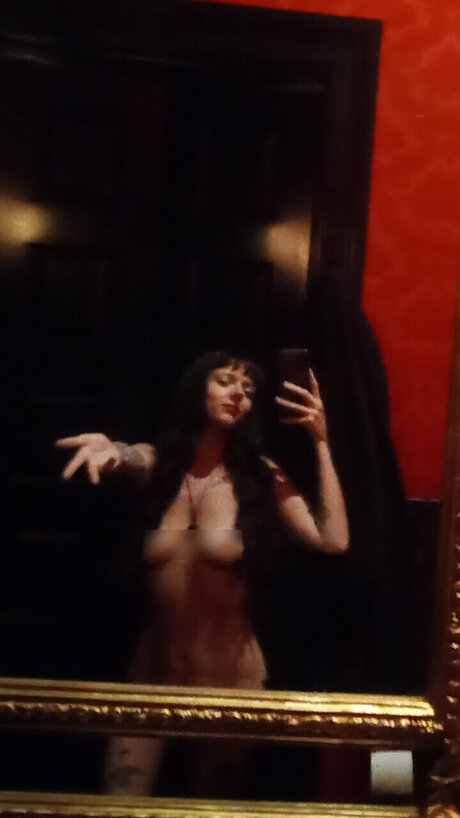 Leila Rose star sex photo