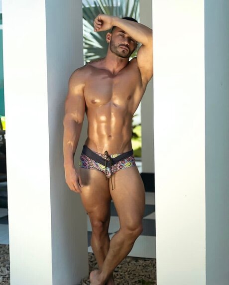 Lizandro Santamaria Jim nez model sex picture