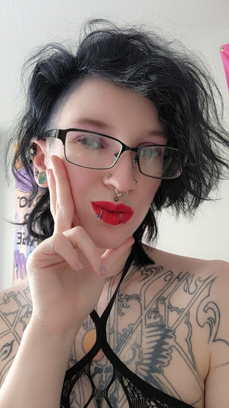 Toxic Tina_ free star archive